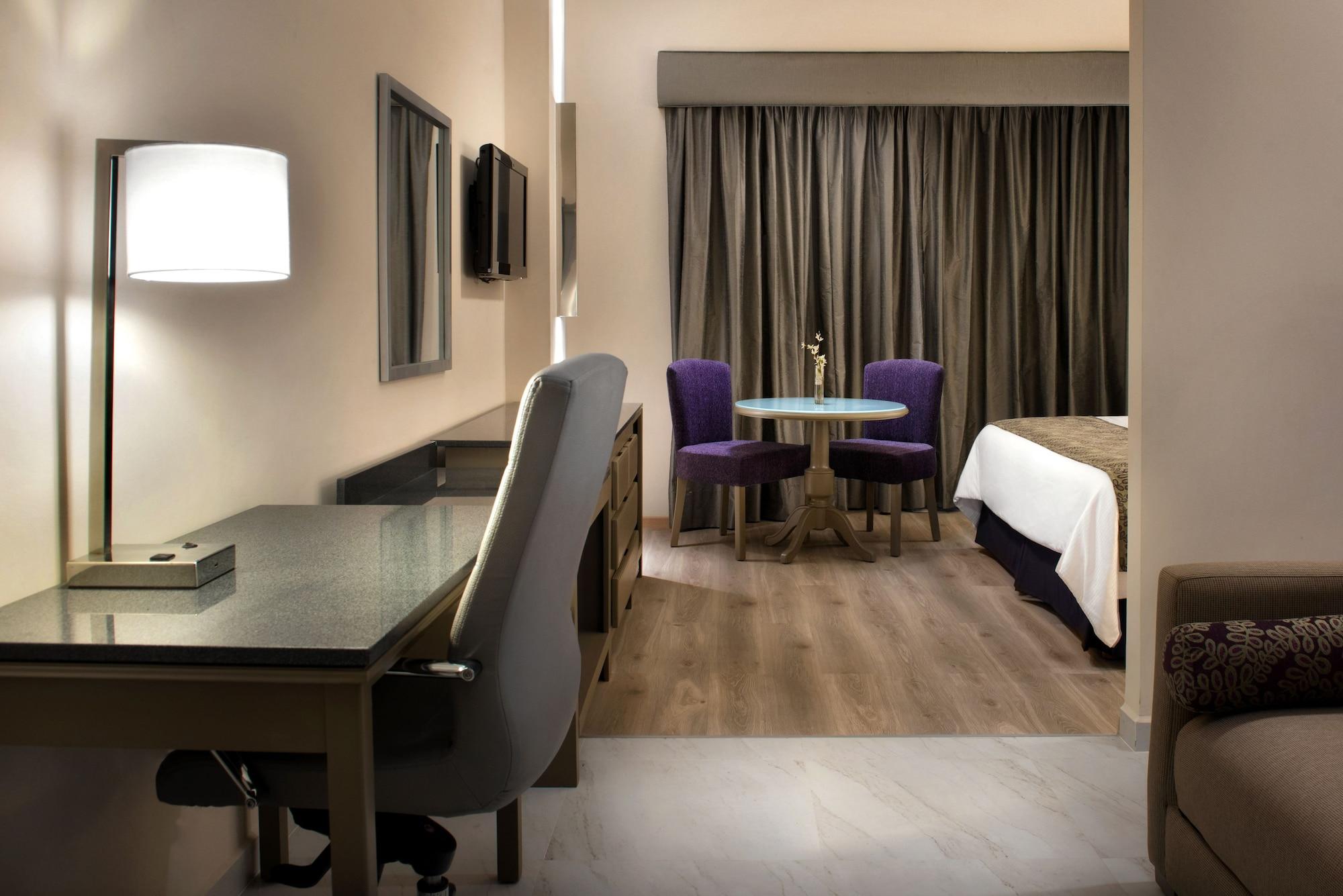 Krystal Monterrey Hotell Eksteriør bilde