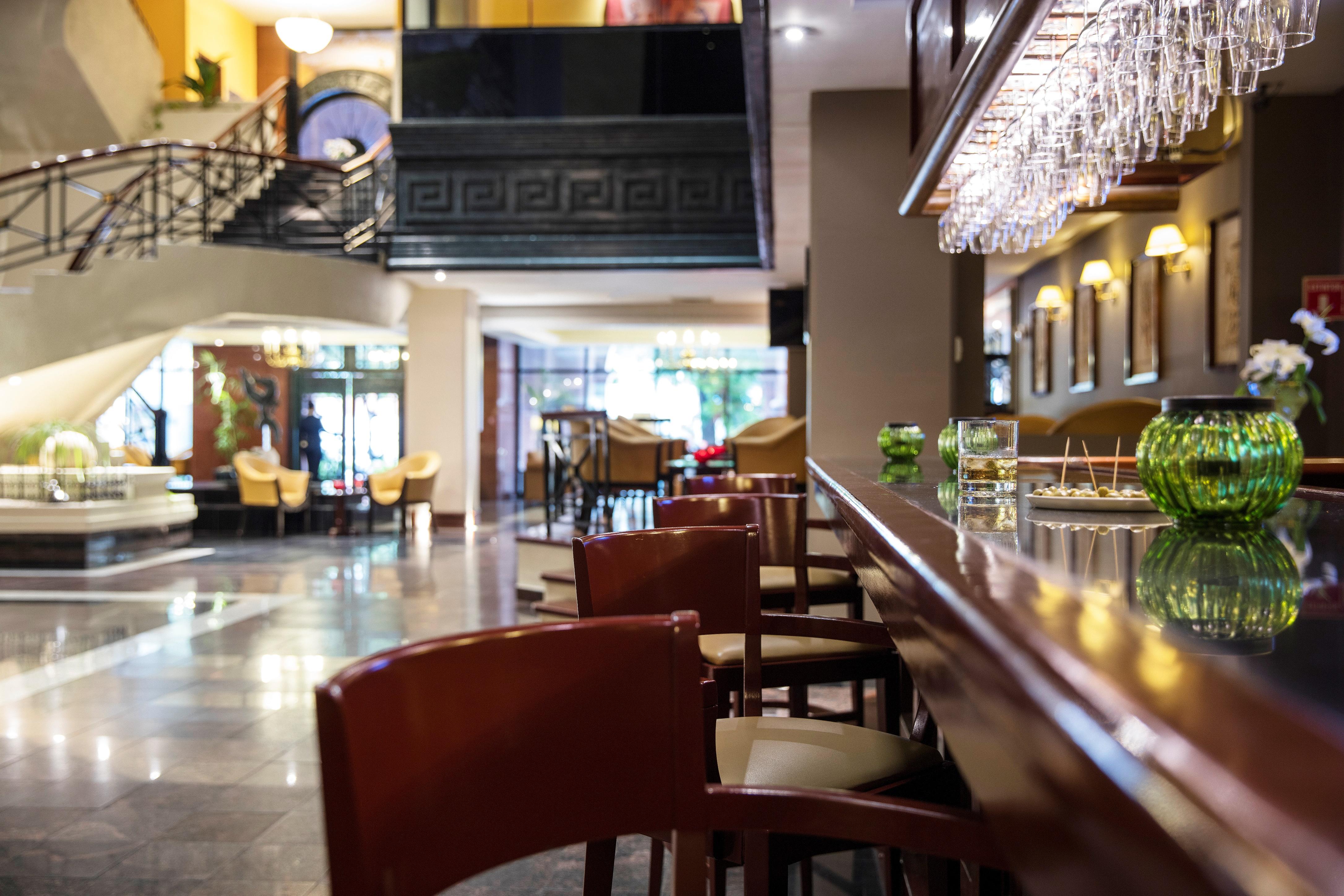 Krystal Monterrey Hotell Eksteriør bilde