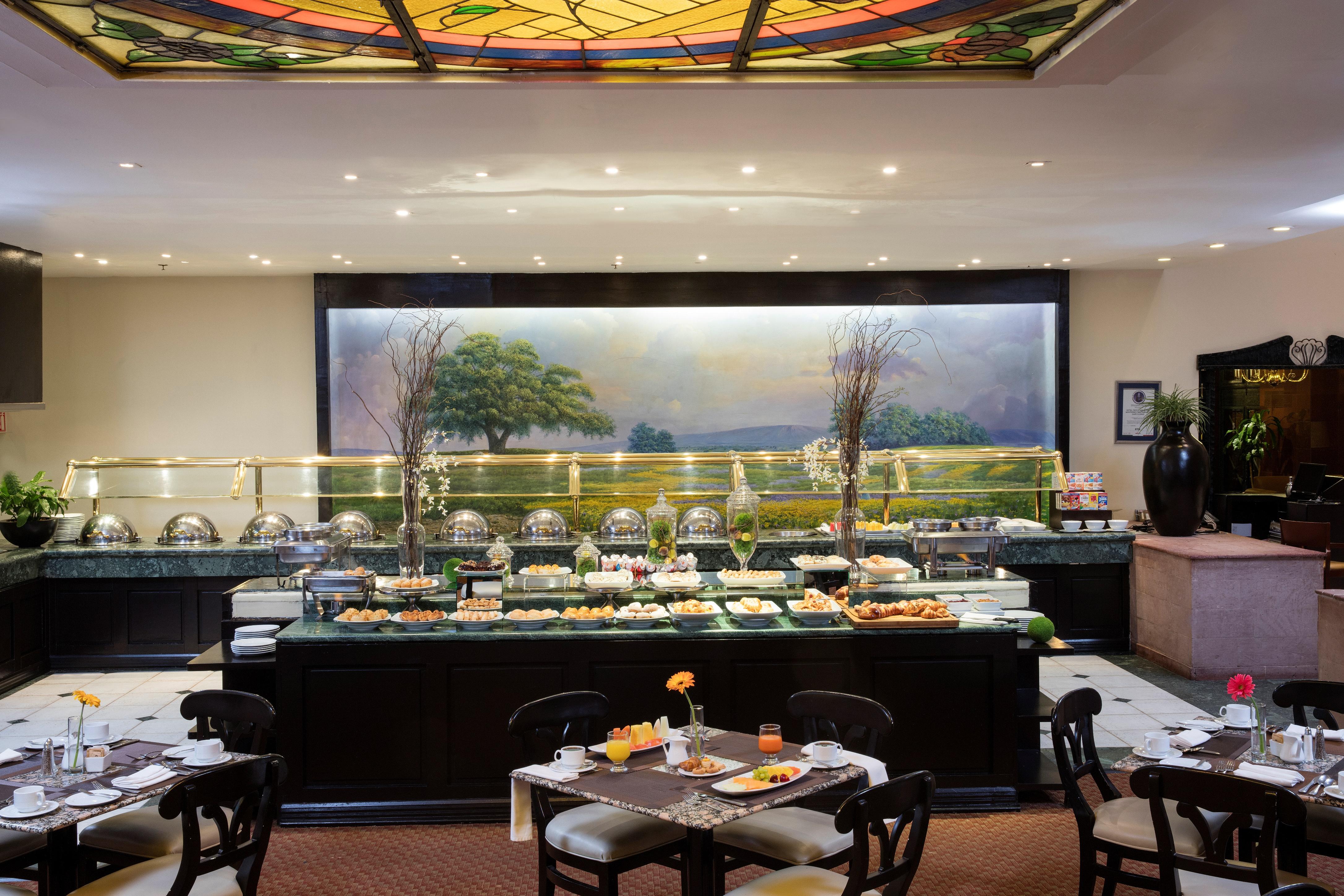 Krystal Monterrey Hotell Eksteriør bilde