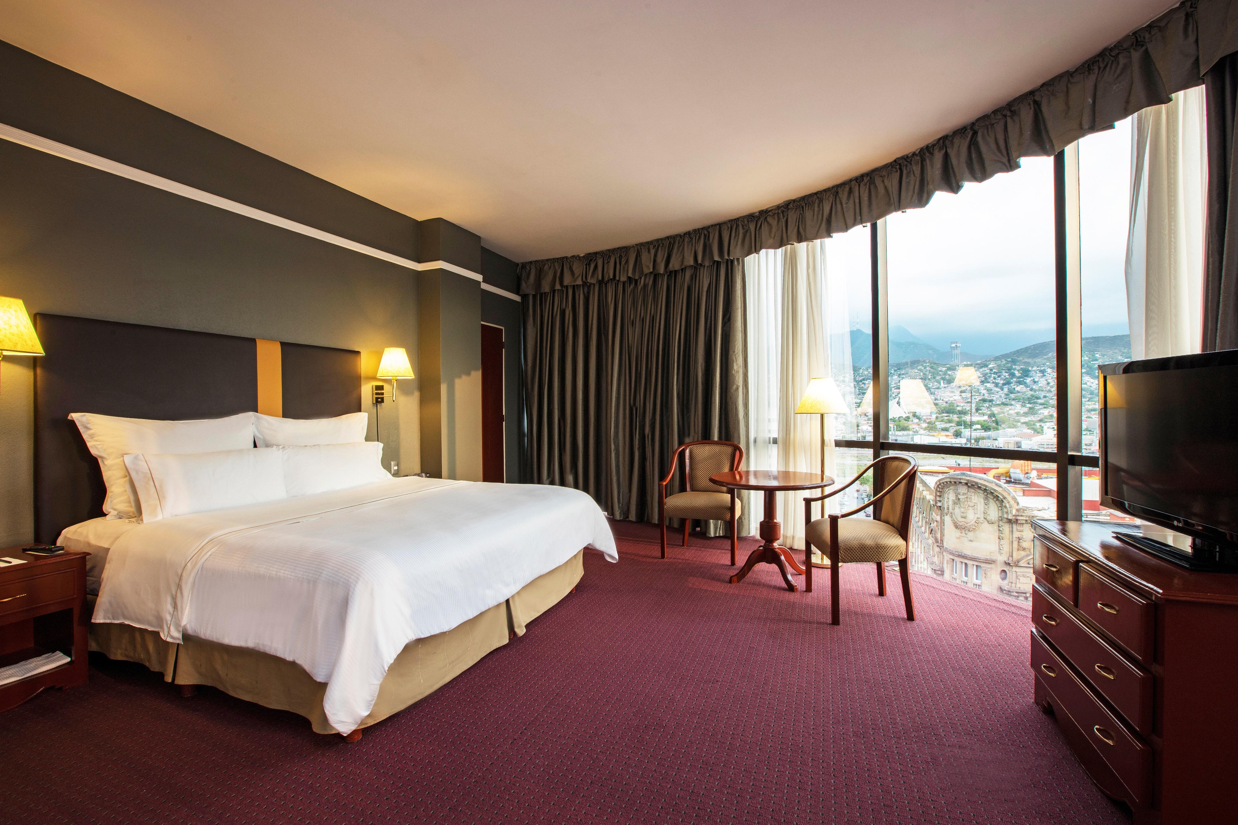 Krystal Monterrey Hotell Eksteriør bilde